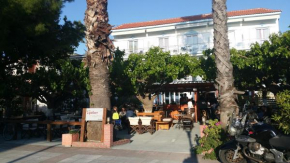 Отель Mirtia Hotel  Певки